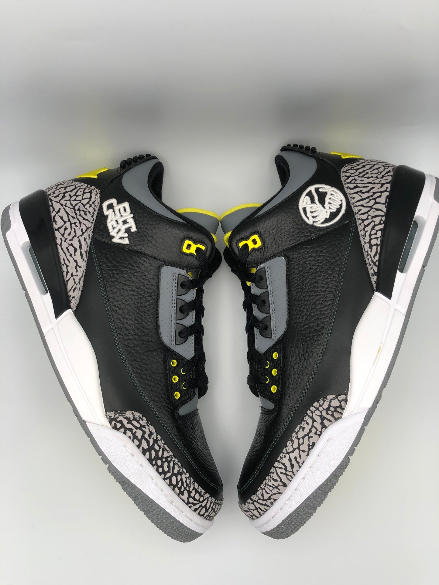 AIR JORDAN 3 ‘OREGON PIT CREW’ SIZE 13