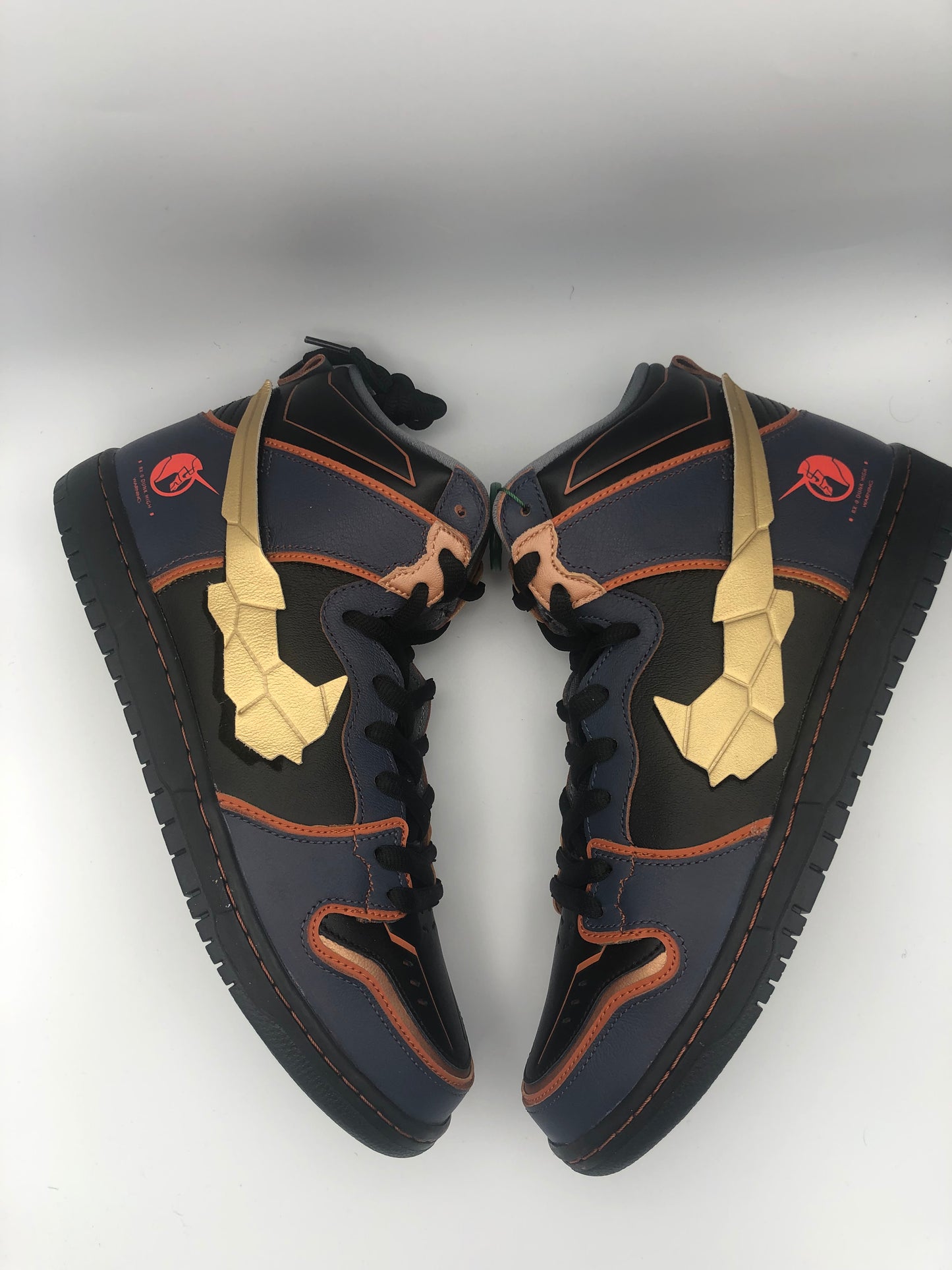 SB DUNK HIGH 'RX-0 UNICORN GUNDAM BANSHEE' SIZE 12