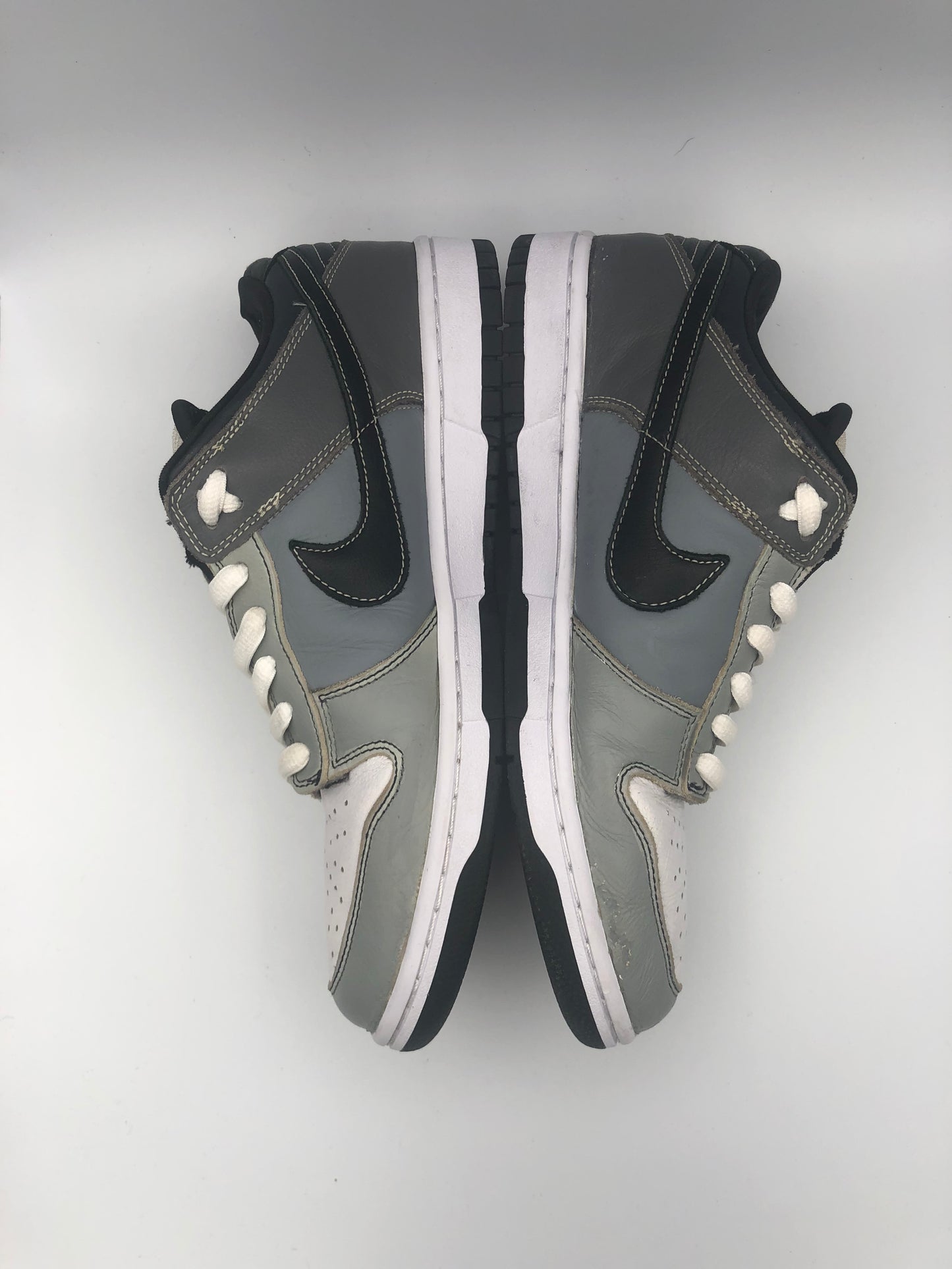 SB DUNK LOW 'LUNAR ECLIPSE WEST' SIZE 10.5