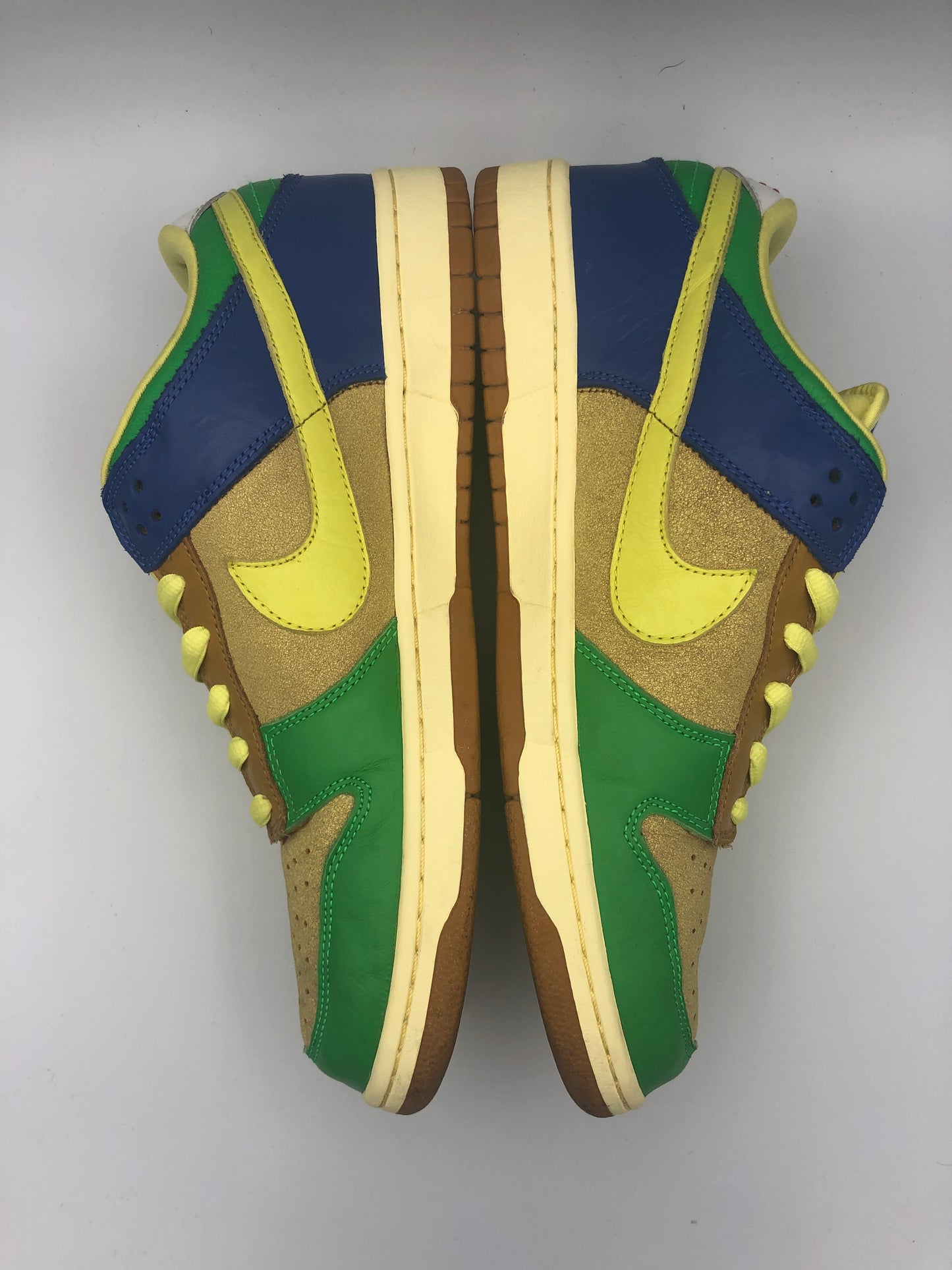 SB DUNK LOW 'BROOKLYN PROJECTS' SIZE 12