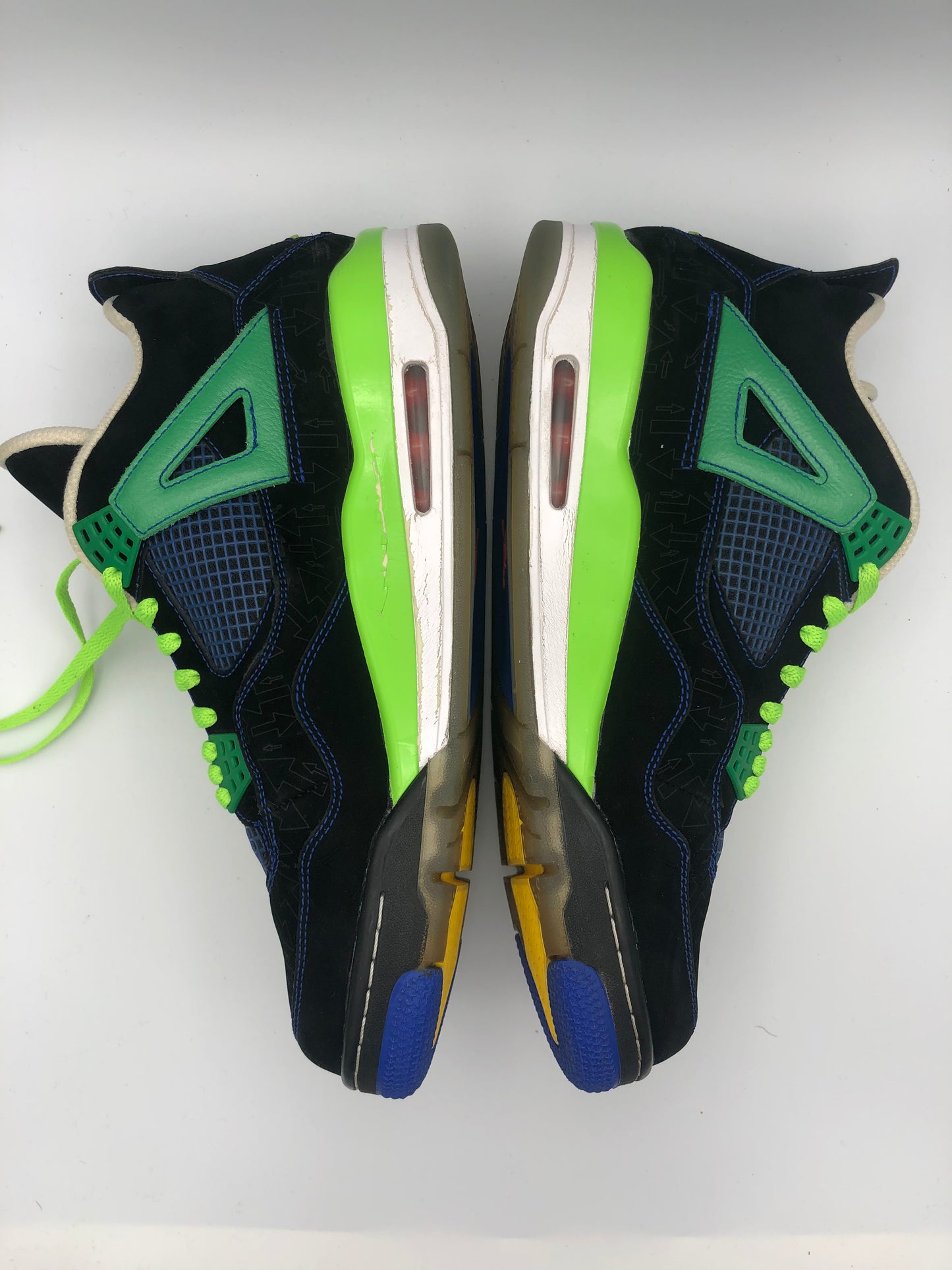 AIR JORDAN 4 'DOERNBECHER’ SIZE 12