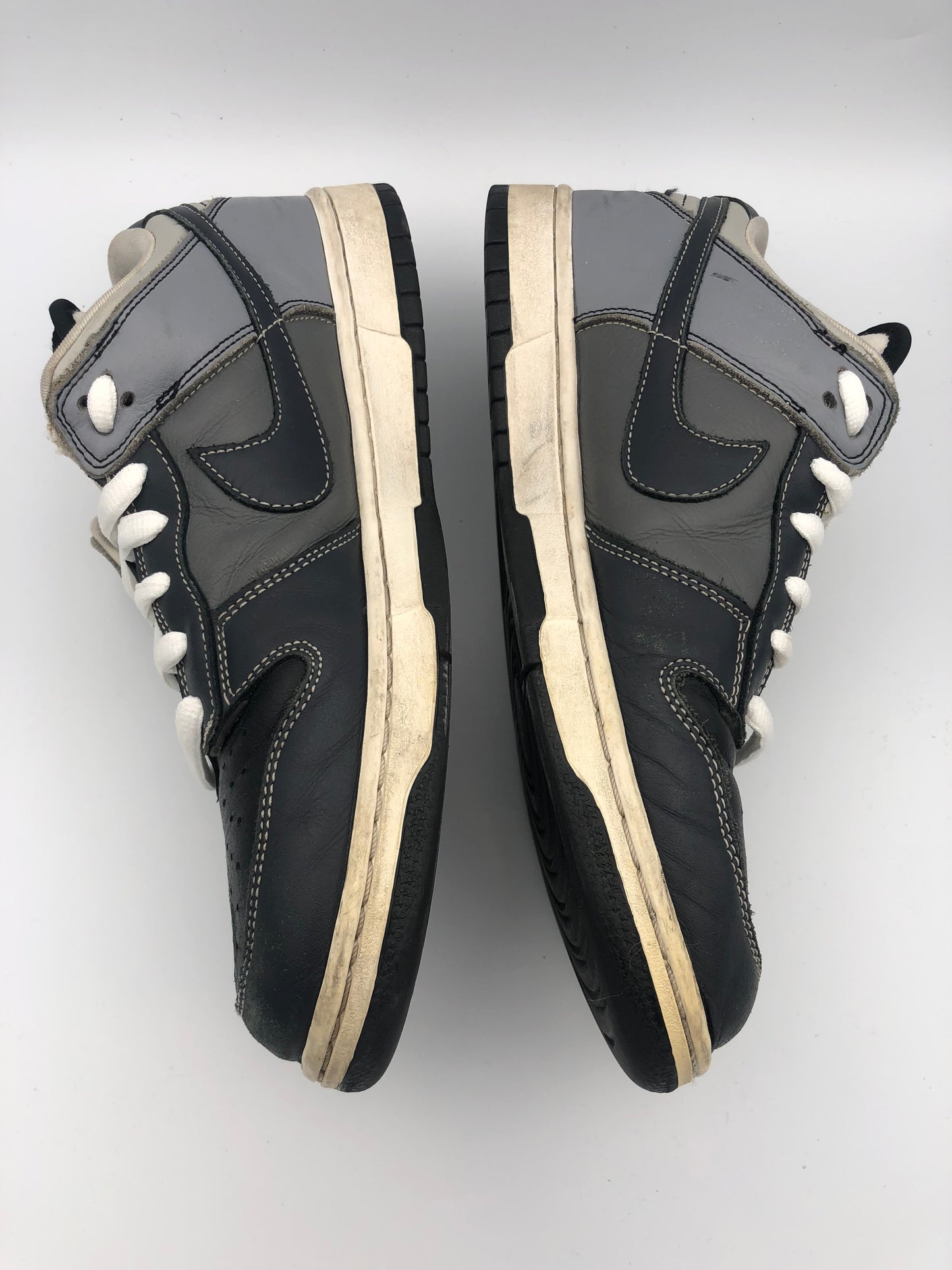 SB DUNK LOW 'LUNAR ECLIPSE EAST' SIZE 10.5