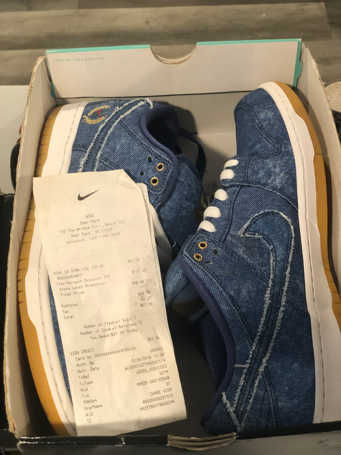 SB DUNK LOW 'RIVALS PACK EAST' SIZE 12