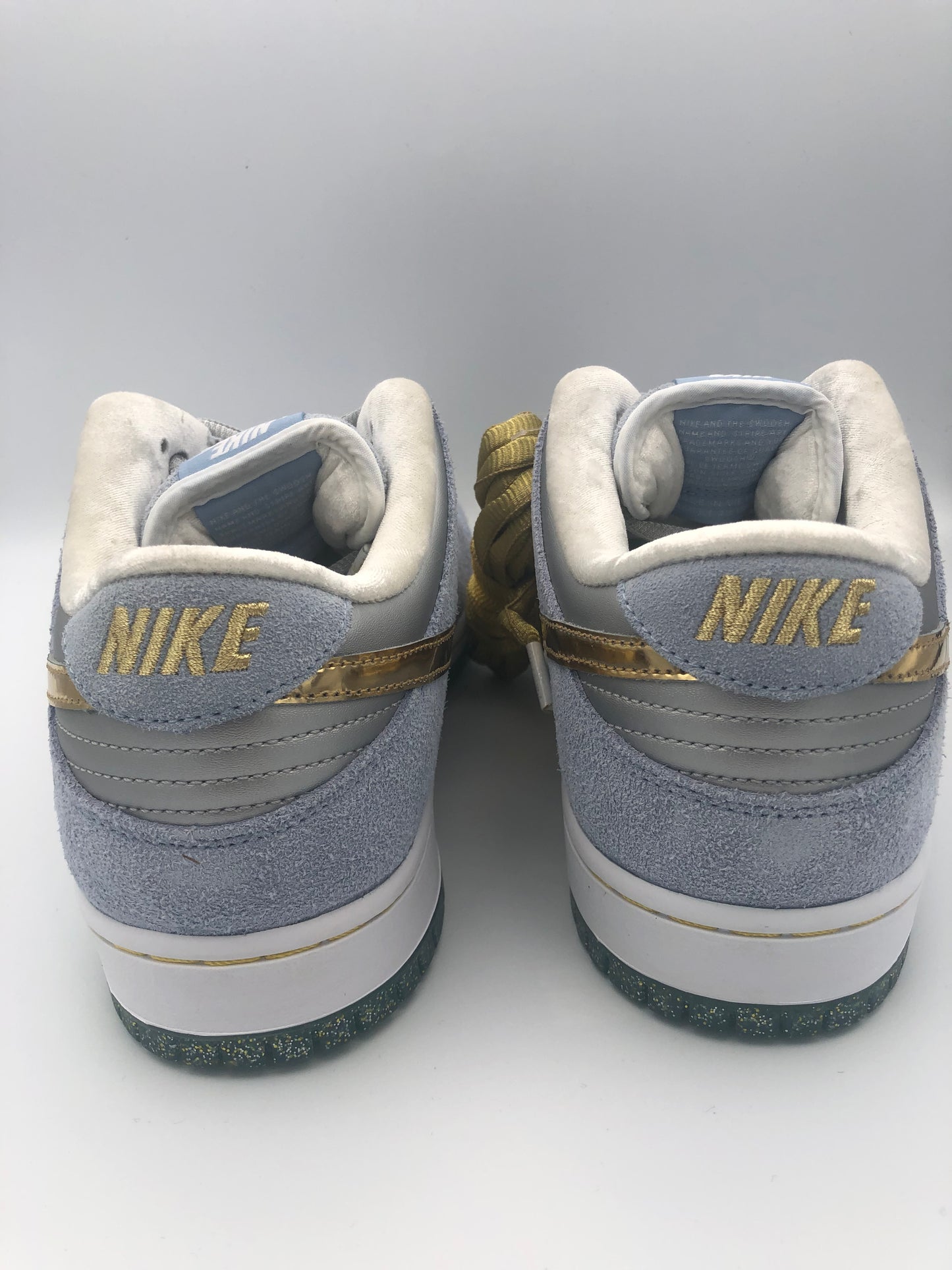 SB DUNK LOW 'SEAN CLIVER' SIZE 12