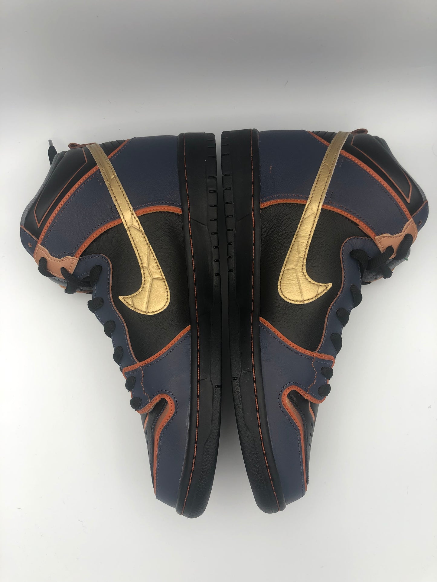 SB DUNK HIGH 'RX-0 UNICORN GUNDAM BANSHEE' SIZE 12